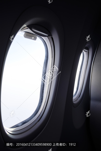 機(jī)艙