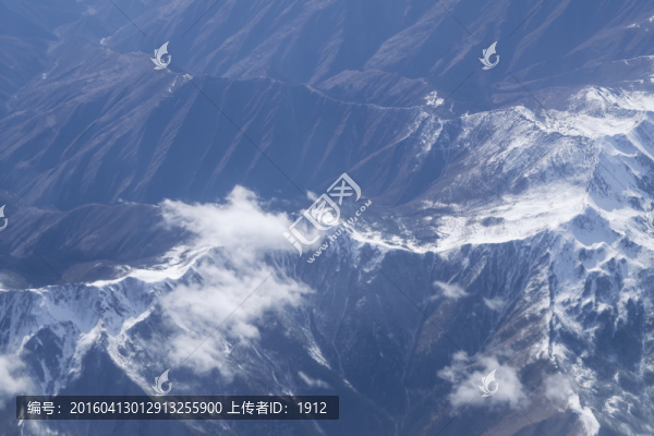 俯瞰天山