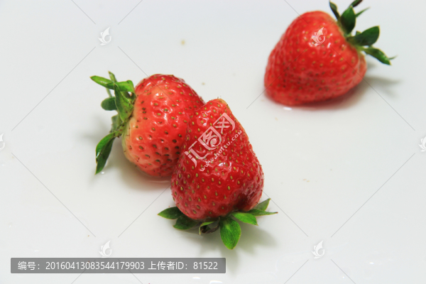 草莓