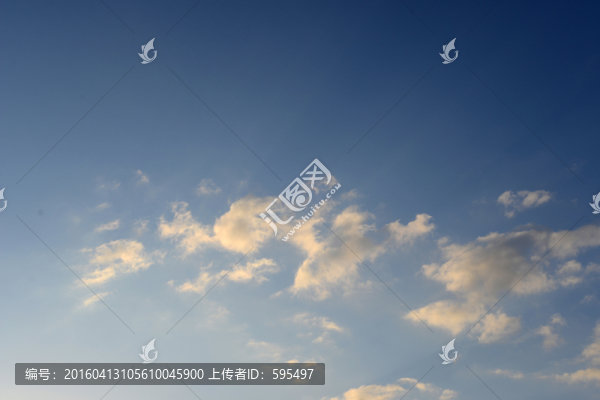 藍(lán)天白云