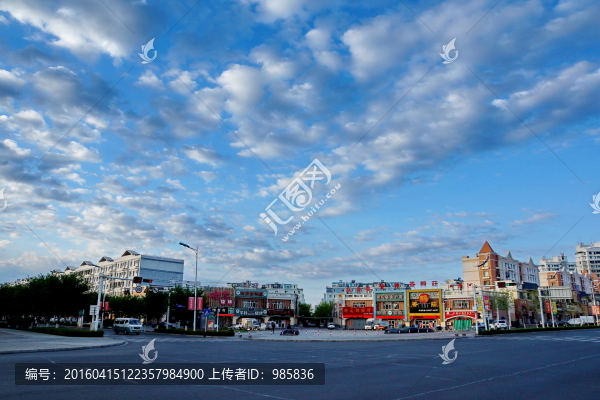 城市街道的早晨