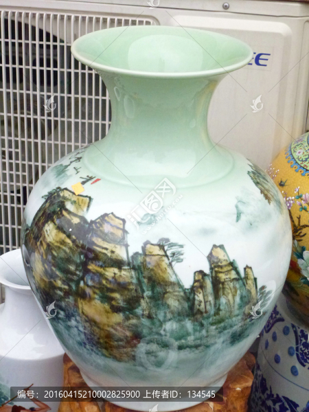 瓷器花瓶
