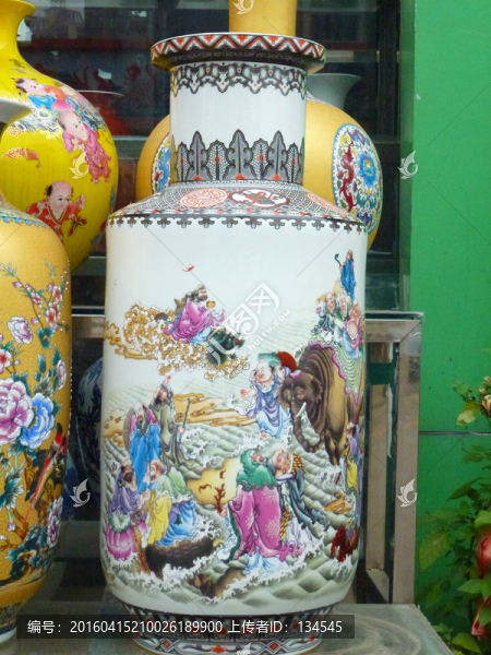 瓷器花瓶