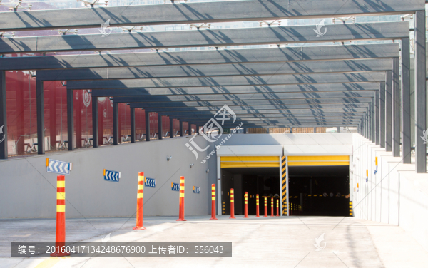 停車場入口