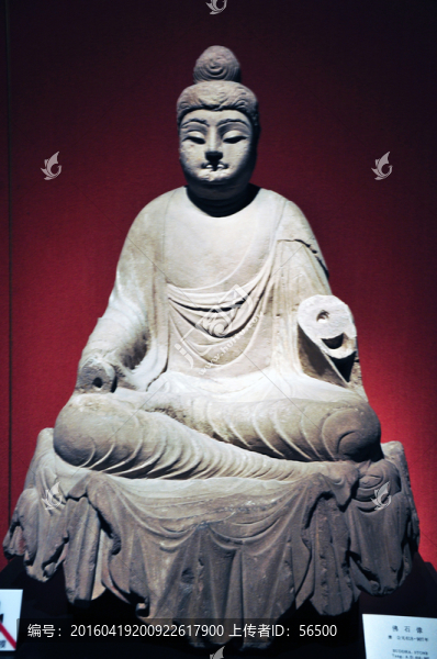 佛石像