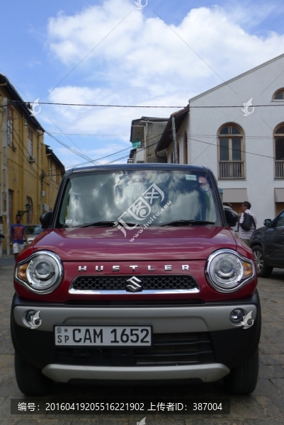 轎車