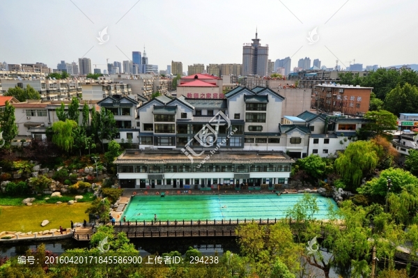 泉水浴場(chǎng)