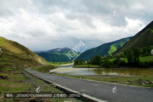 藏區(qū)道路