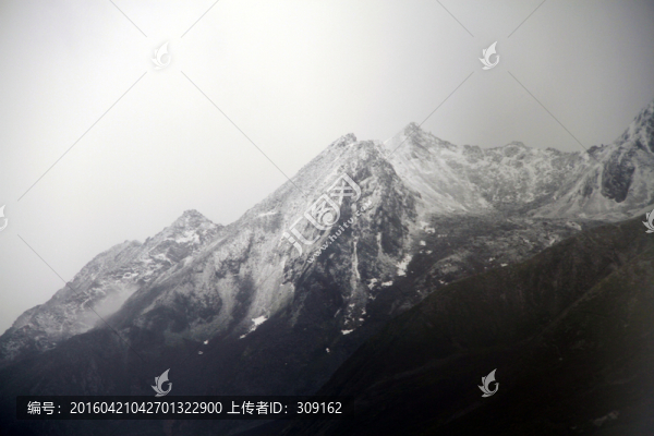 雪山
