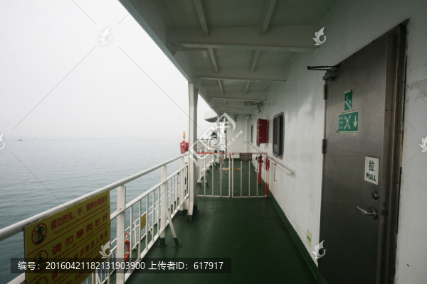 客船