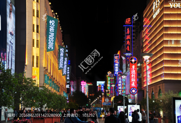 上海南京路步行街夜景
