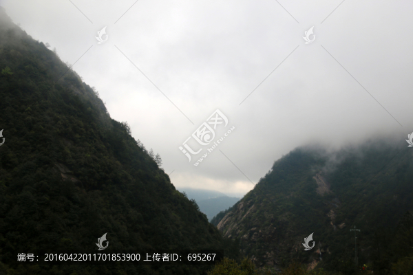 山峰