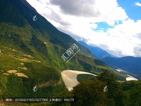 西藏林芝南迦巴瓦峰