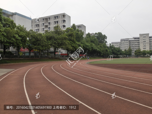 大學操場