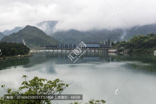 水庫大壩