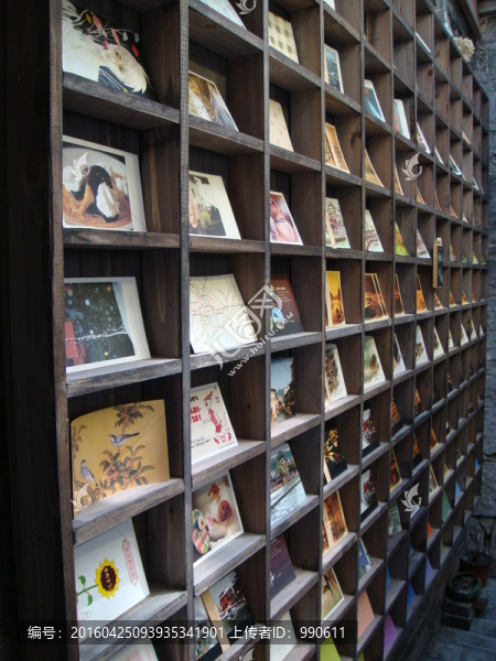 鳳凰古城書架