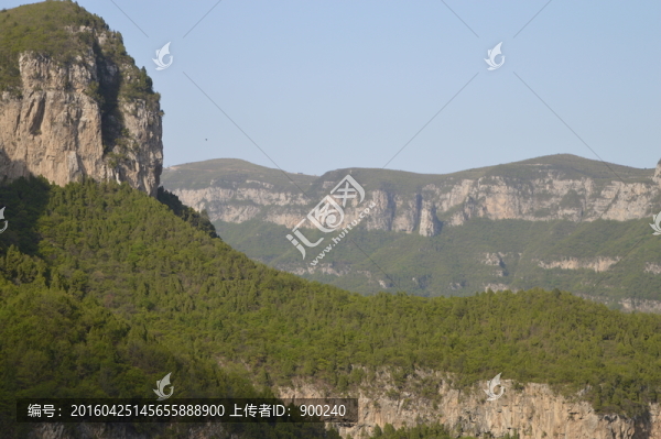 群山