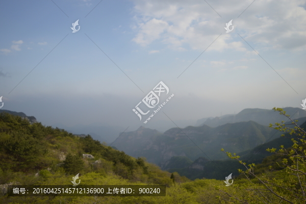 山,藍(lán)天