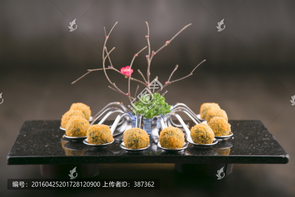 素菜丸子