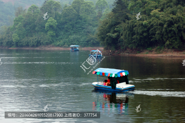水庫風(fēng)光