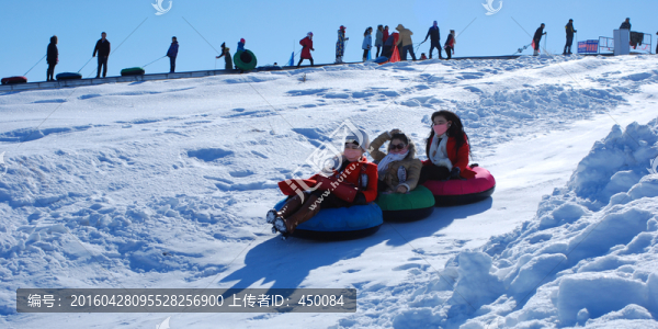天山滑雪場