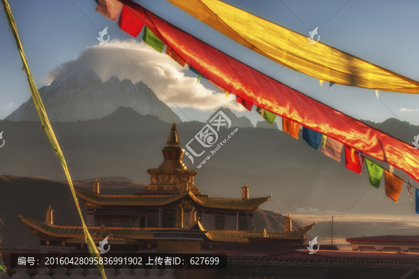 塔公寺日出