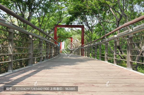橋面風(fēng)景