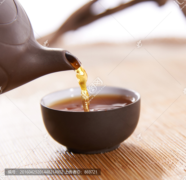 倒茶