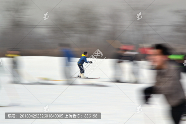 滑雪