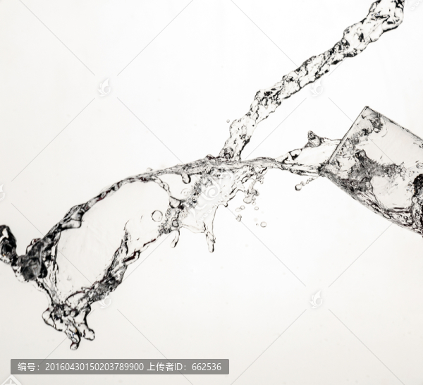 水