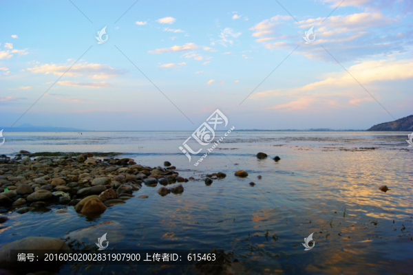 滇池