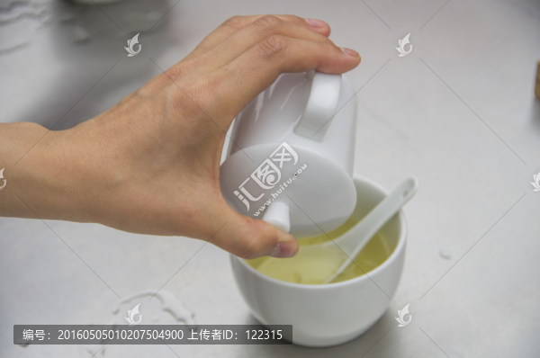 沏茶