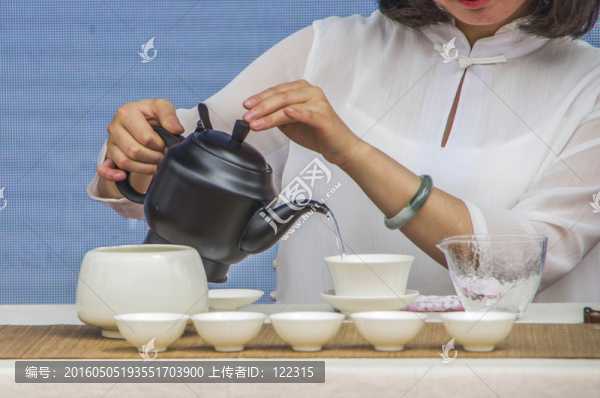 沏茶