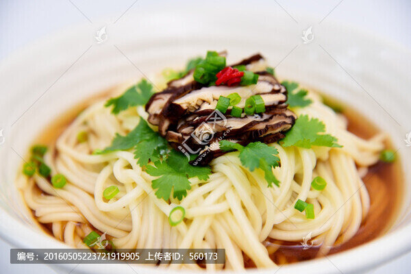 蔥花撈面