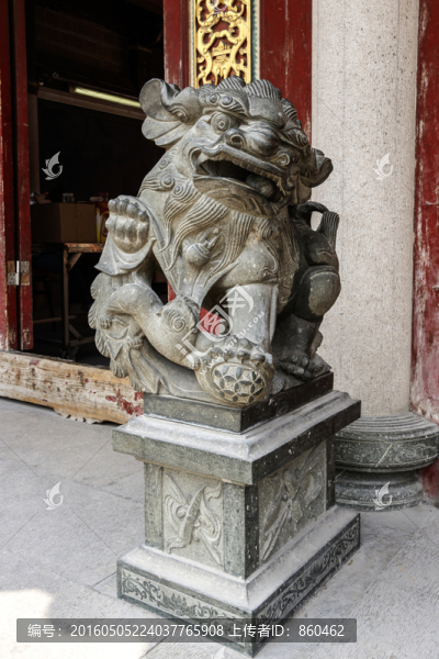 石刻獅子