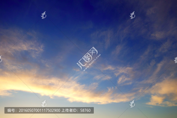 藍天彩云