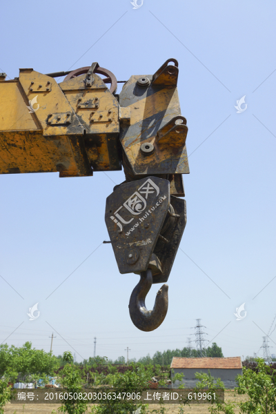 吊車吊臂
