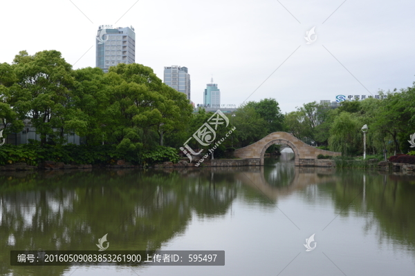 小橋流水