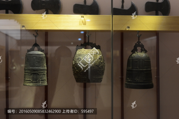 銅鐘