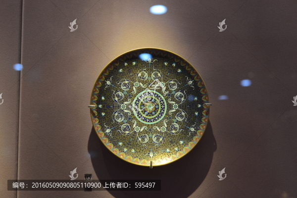 嵌法郎花草紋盤