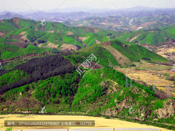 春綠群山