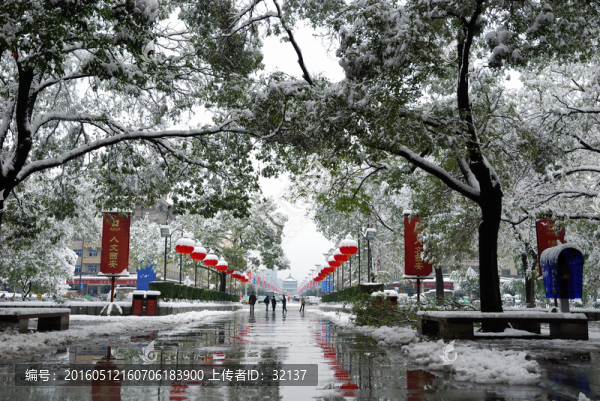 西安鐘樓南門雪景