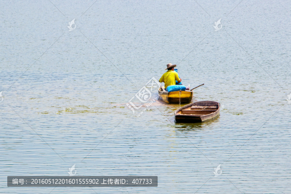 喂魚