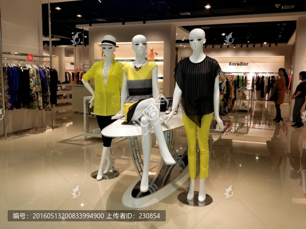 女裝模特,女裝專賣店