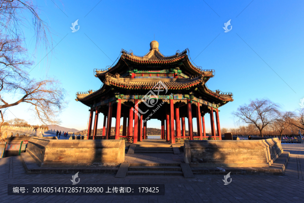北京頤和園廓如亭八方亭陽(yáng)光