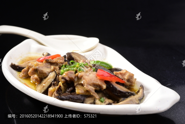 香菇滑雞塊