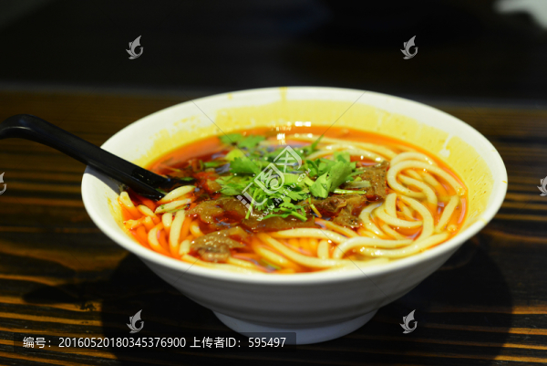 經(jīng)典牛腩米粉