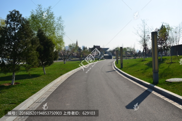 道路