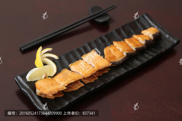 燒三文魚骨