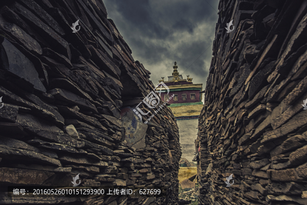 巴格瑪尼石經(jīng)墻
